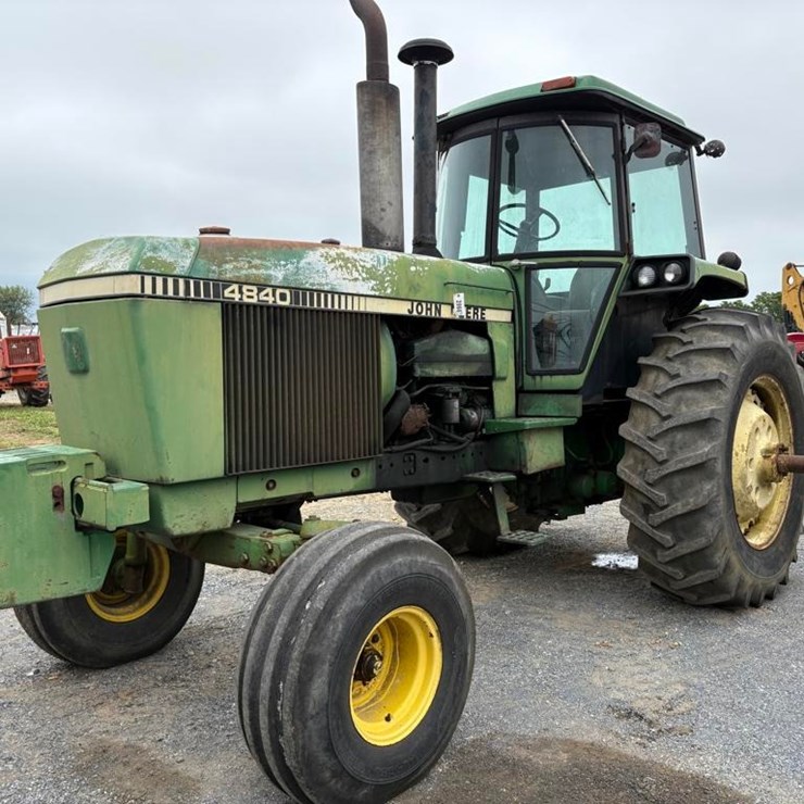1981 JOHN DEERE 4840