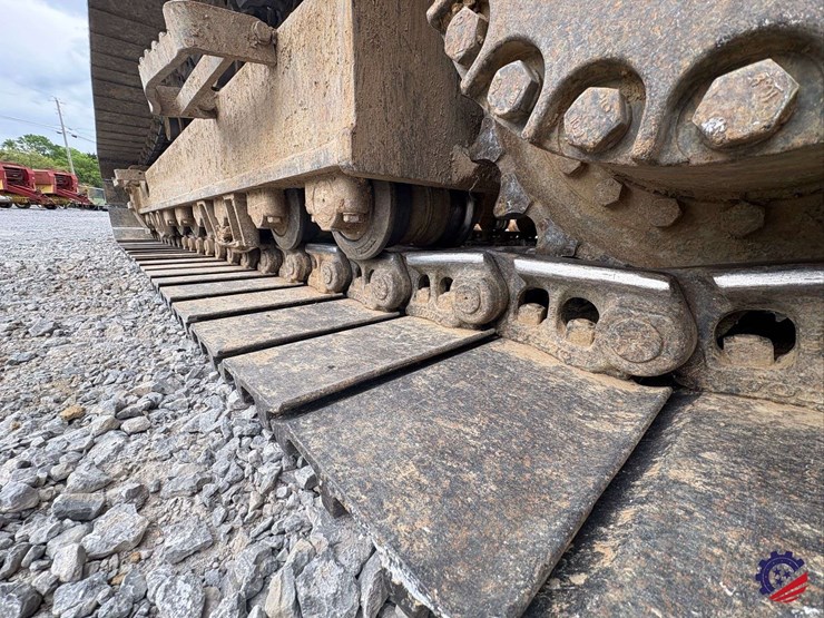 2017-volvo-ec300el-image-12