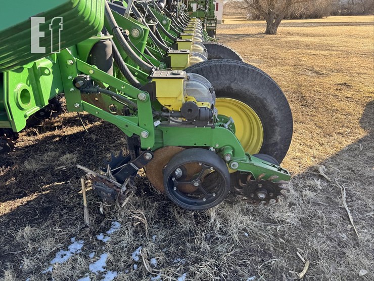 john-deere-1770-image-57