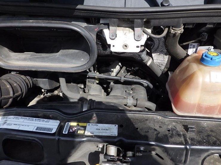 2018-dodge-3500-image-19