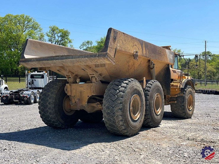 2010-volvo-a40e-image-32