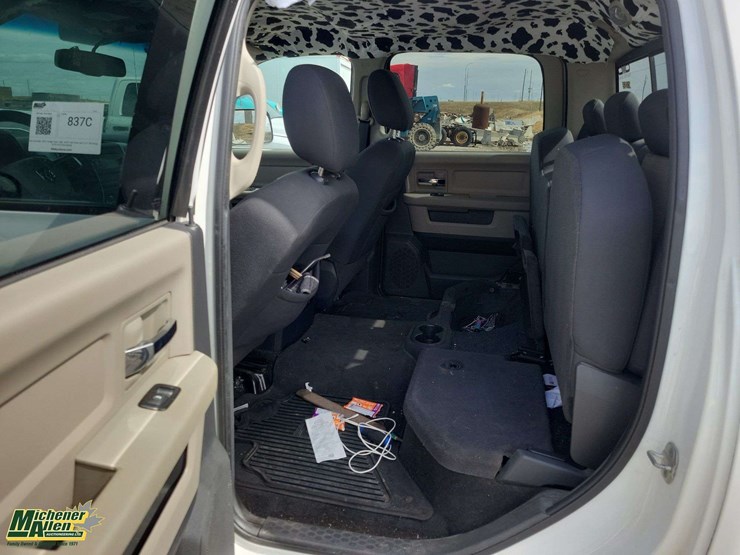 2010-dodge-ram-1500-image-19