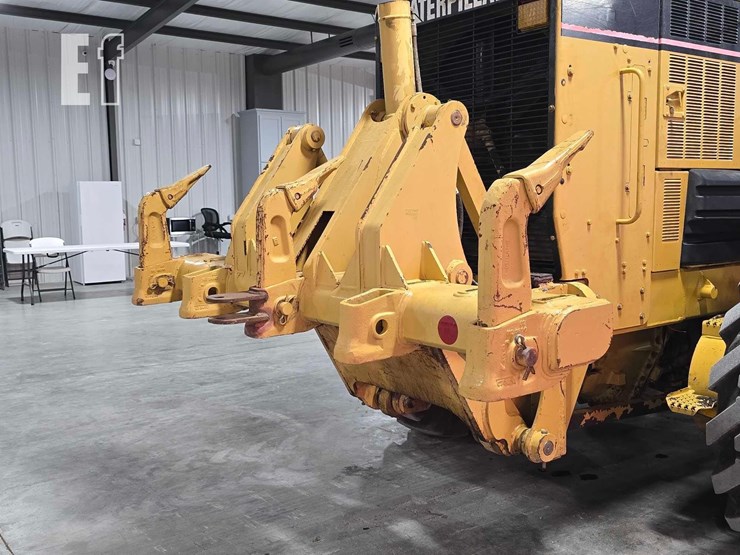 2007-caterpillar-140h-image-11