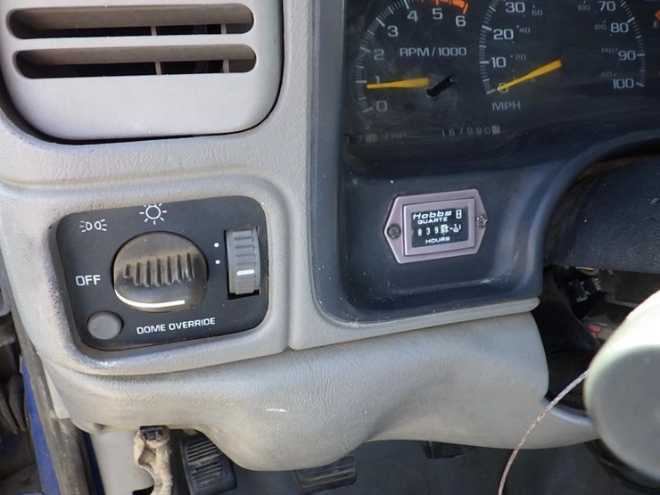 1996-gmc-3500-image-30