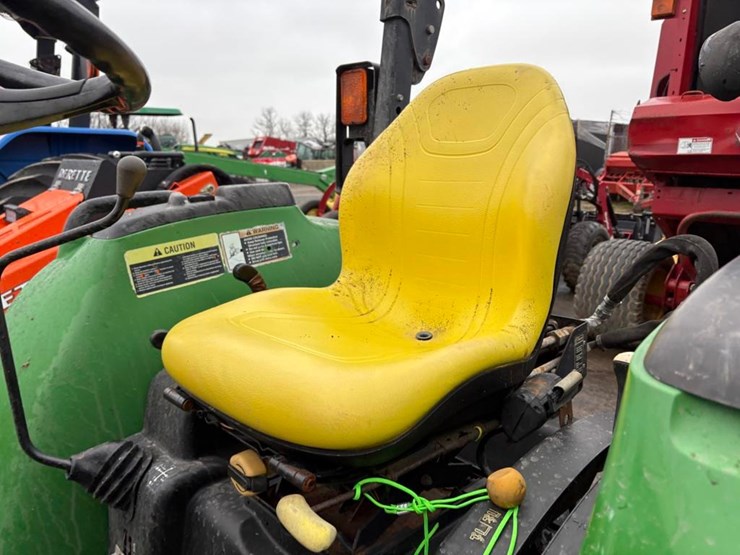 john-deere-4320-image-16