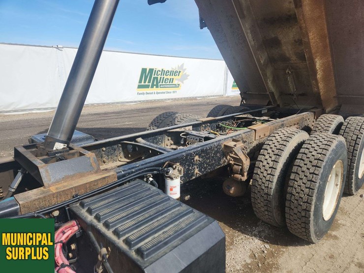 2018-international-workstar-7400-image-17