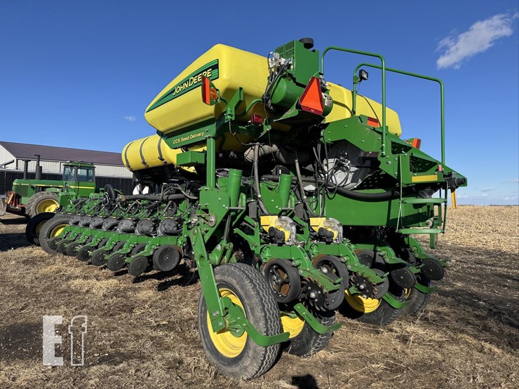 john-deere-1770-image-12