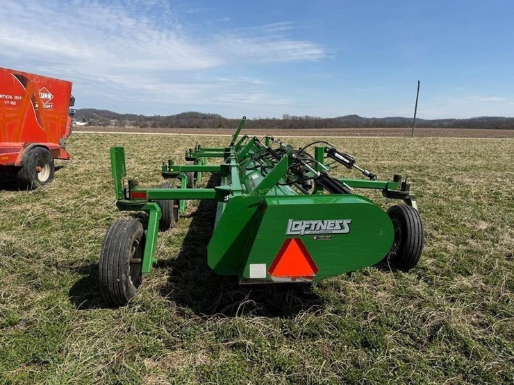 loftness-30’-stalk-chopper-image-8