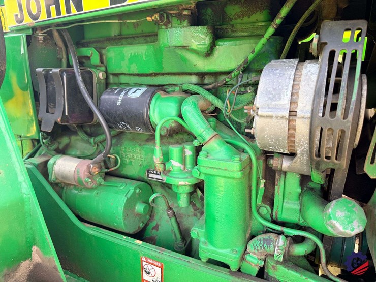 john-deere-2640-image-19