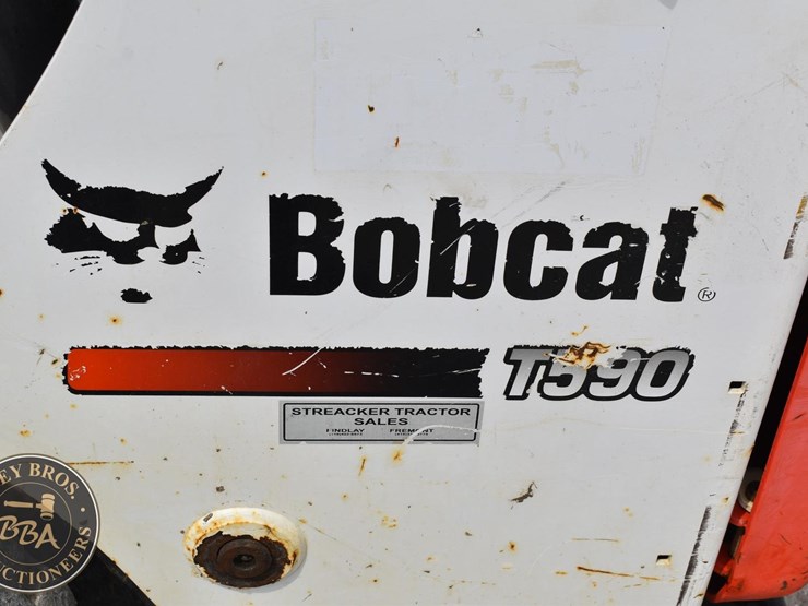2016-bobcat-t590-image-22