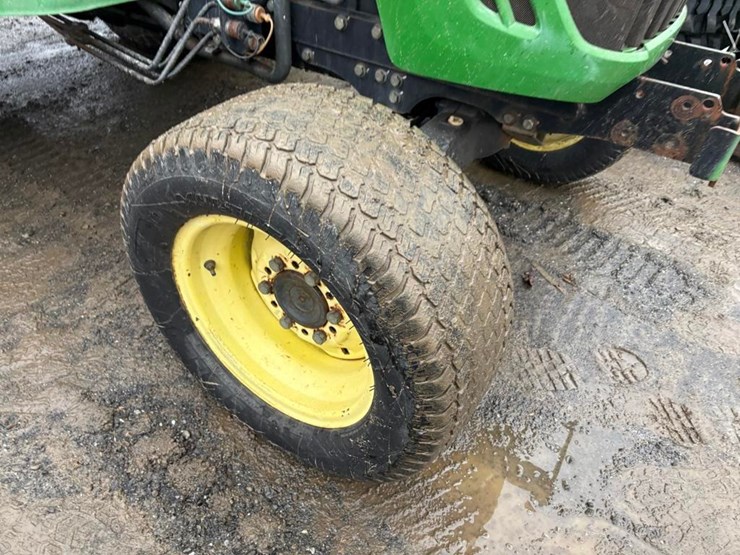 john-deere-4320-image-6