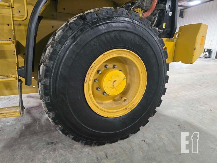 2021-caterpillar-920-image-30