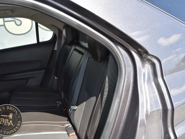 2013-chevrolet-equinox-lt-image-22