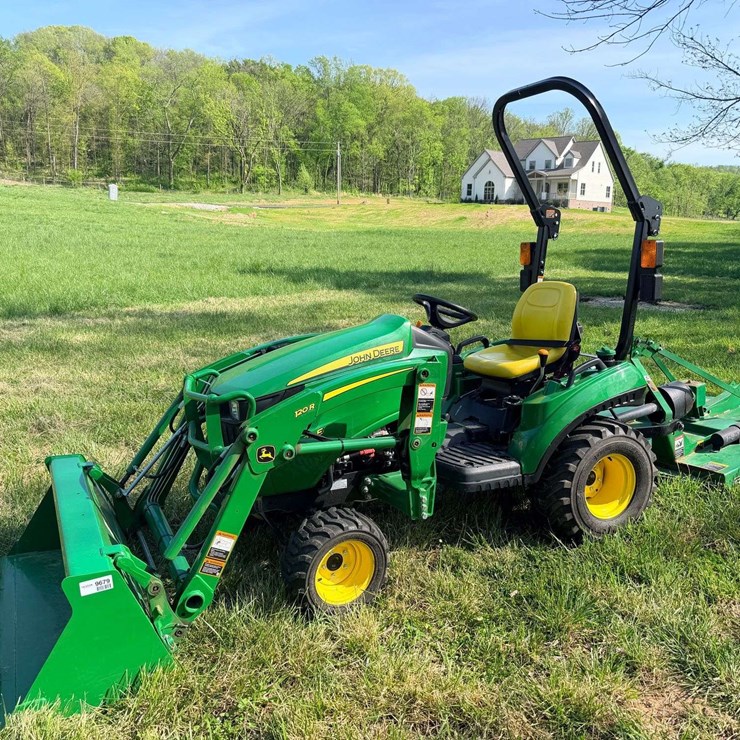 2025 JOHN DEERE 1023E