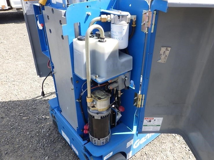 2013-genie-gr20-image-9