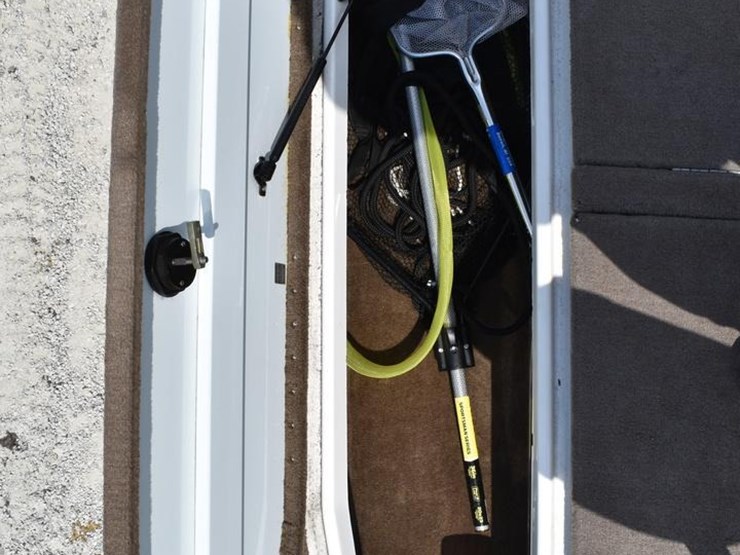 2006-stratos-201proxl-44817-image-48