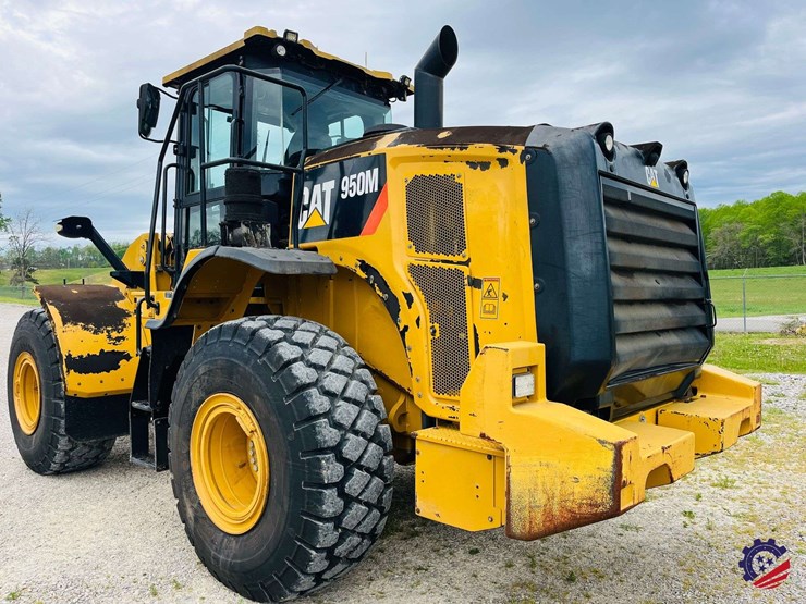 2019-caterpillar-950m-image-3