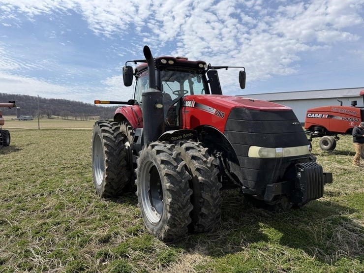 2017-case-ih-mx280-afs-magnum-tractor-image-5