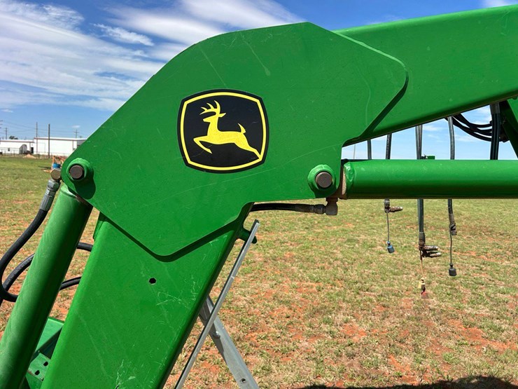 john-deere-740-image-13
