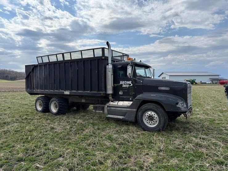 1990-freightliner-fld112-straight-truck-image-8