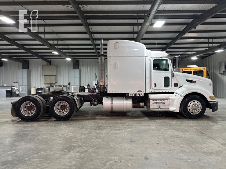 2008-peterbilt-386-image-6