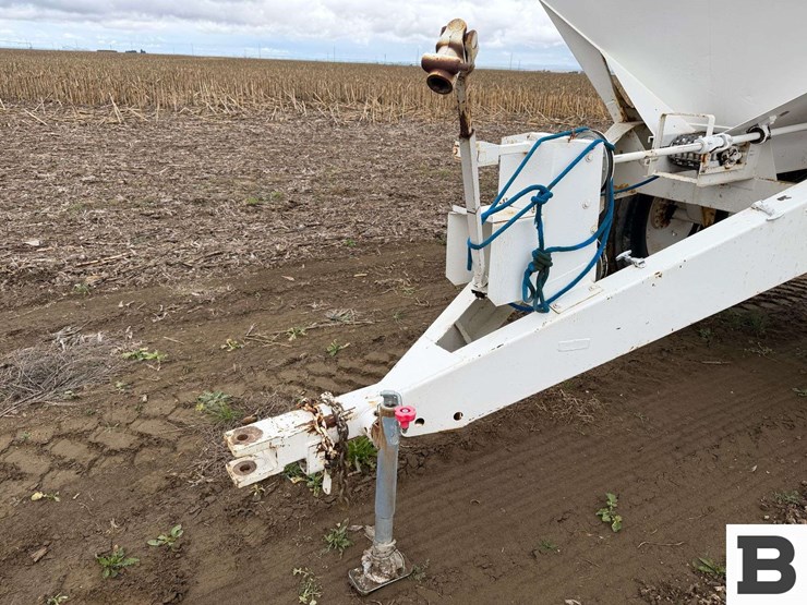 willmar-high-lander-fertilizer-spreader-image-9