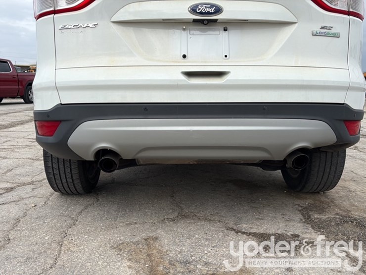 2014-ford-escape-image-15