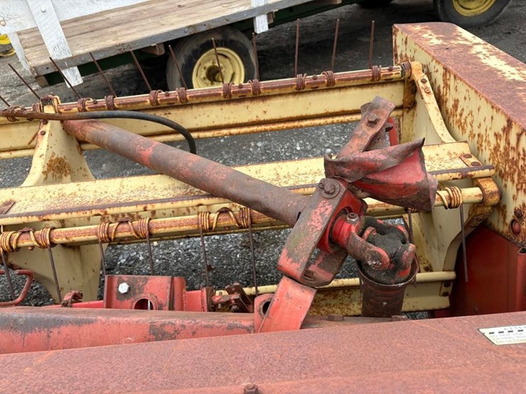 new-holland-477-image-5