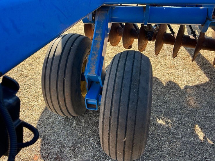 2005-landoll-6230-30-image-7