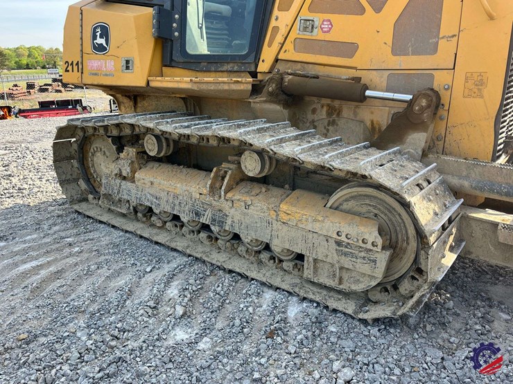 2017-deere-700k-xlt-image-15