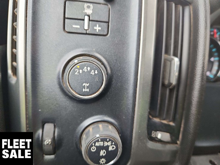 2018-chevrolet-silverado-3500hd-image-21