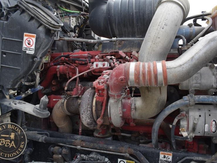 2013-kenworth-t660-image-23