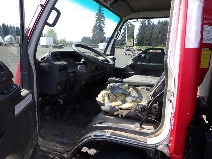 2005-isuzu-nqr-image-20