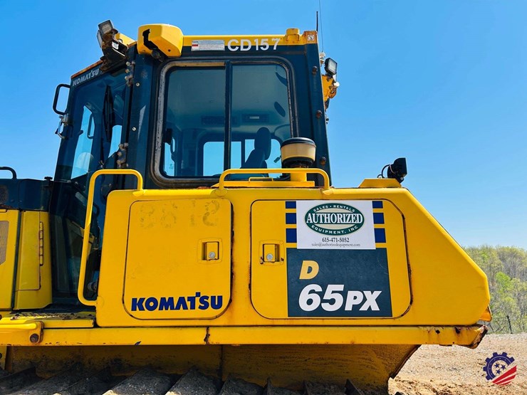 2023-komatsu-d65px-18-image-11