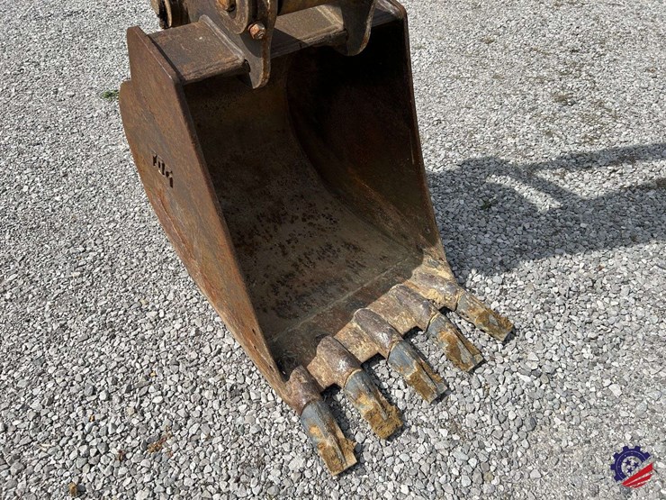 2009-komatsu-pc88mr-8-image-41