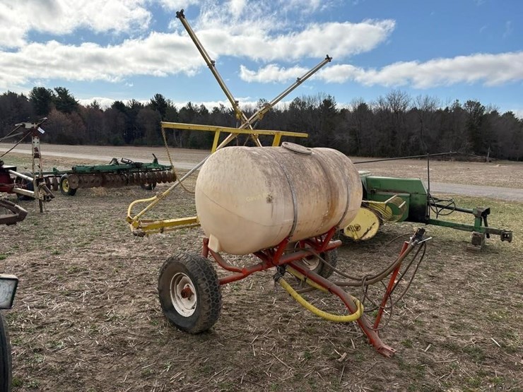 300gal-sprayer-26'-booms-image-1