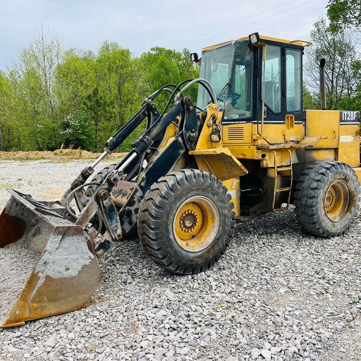 1995 CATERPILLAR IT28F