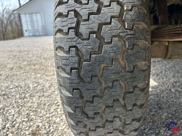 1994-jeep-wrangler-image-22