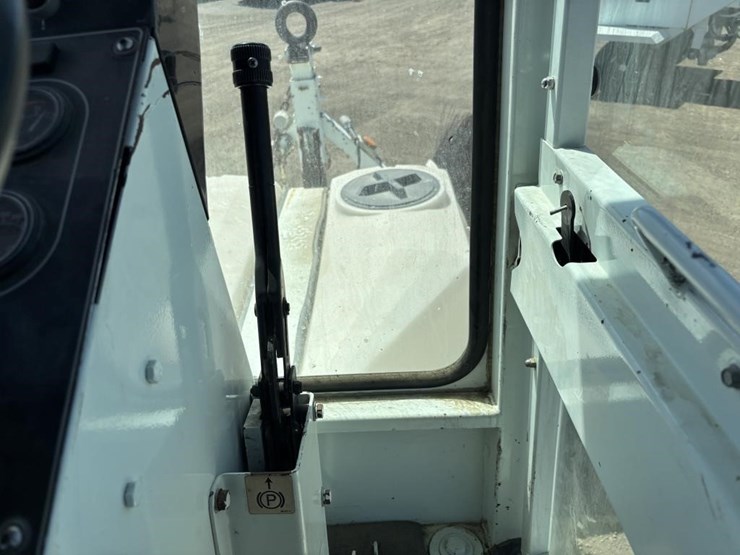 2005-rosco-rb48-image-28