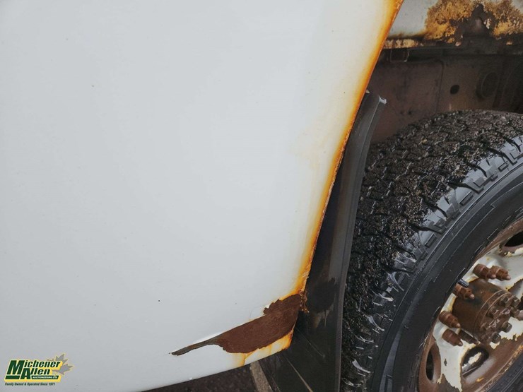 2008-gmc-sierra-2500hd-image-32