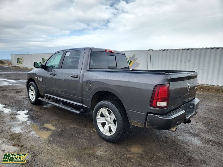 2016-dodge-1500-image-3