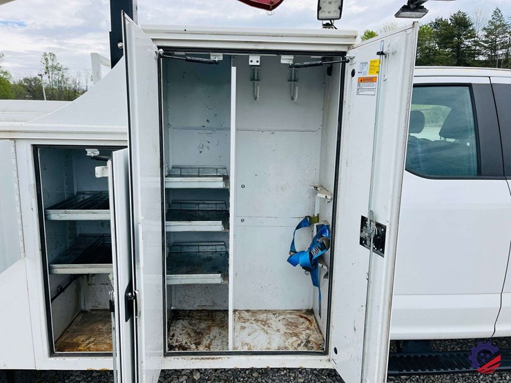 2018-ford-f550-image-39