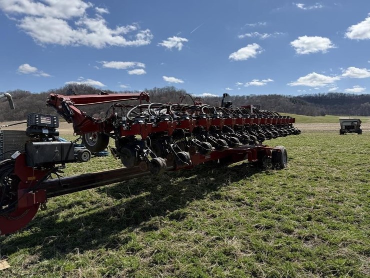 2008-case-ih-1200-image-2