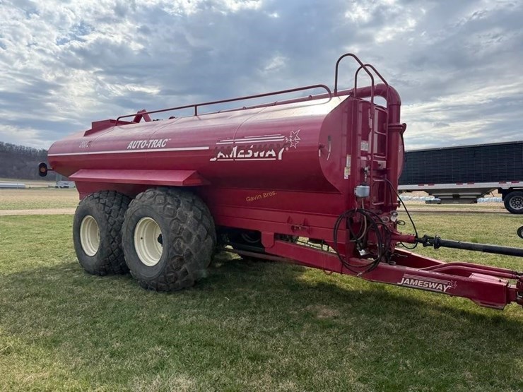 jamesway-auto-trac-5600-gallon-manure-tanker-image-11