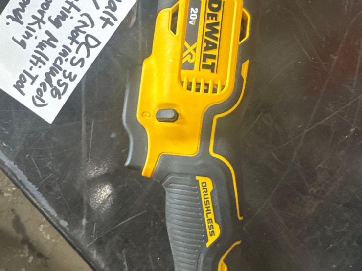 slightly-used-dewalt-20v-oscillating-multi-tool-model-dcs356-image-1