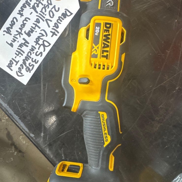 Slightly Used Dewalt 20v Oscillating Multi-Tool Model DCS356