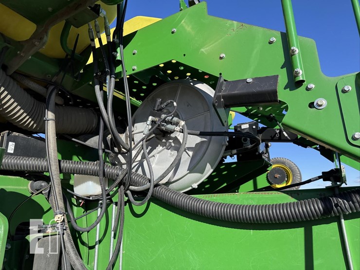 john-deere-1770-image-113