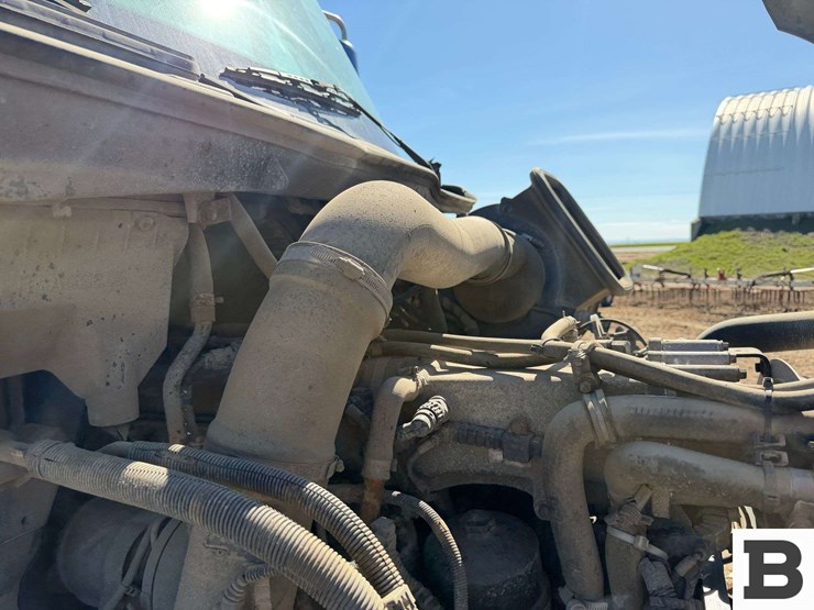 2013-international-prostar-image-38