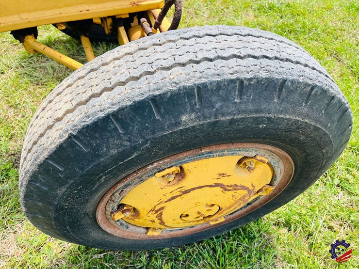 1965-allis-chalmers-d-image-25