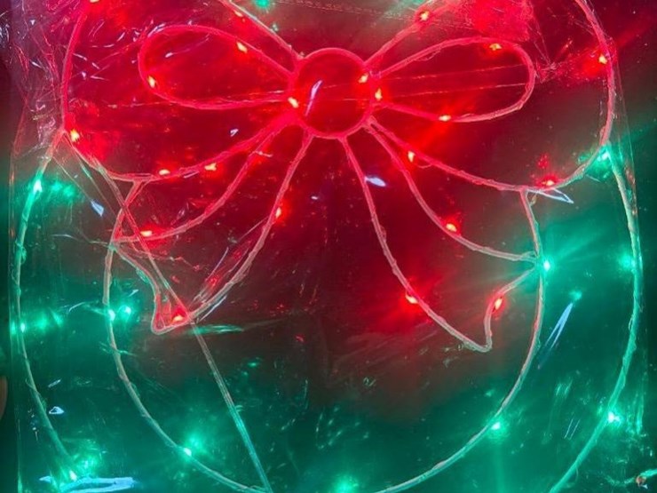 new-christmas-flashing-wreath-13in-x-13in-sign-w/-remote-image-1